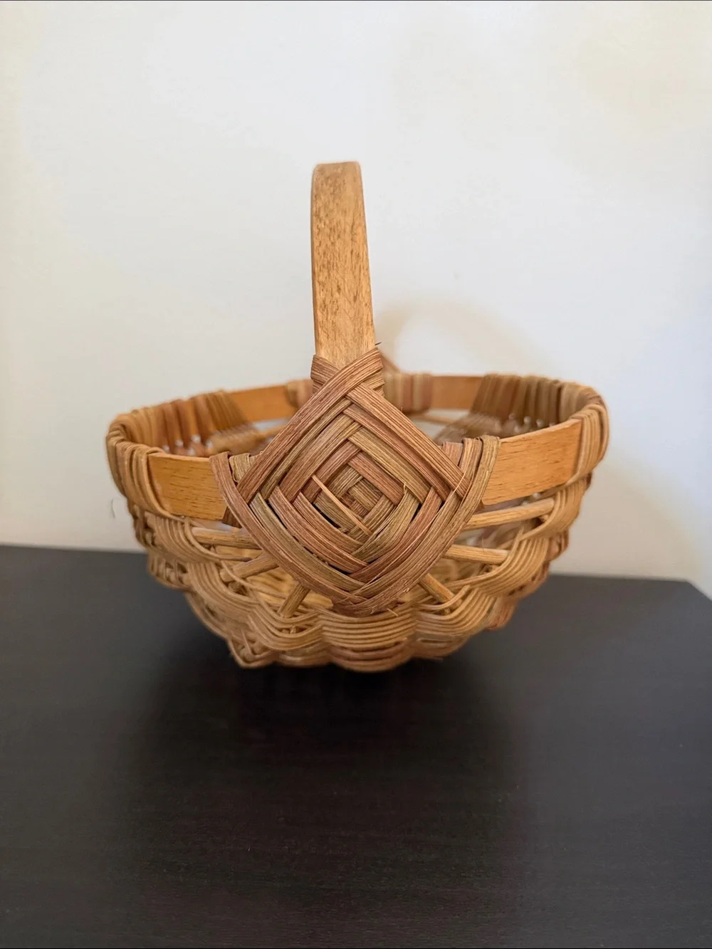Vintage Round Bottom Woven Wicker Basket with Wooden Handle
